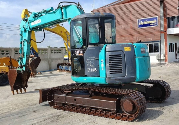 ขายด่วนแบคโฮKOBELCOSK75SR-6มาร์ซิคซีรียล์สูงYR07มีเต่ากะต่ายคลนโทลน้ำมันปั้มนี้วระบบไฟฟ้าครบเร็วแรงไม่โหลดเครื่อง 4สูบ อีซูซู4JG1เทอร์โบรถนอกเพื่งนำเข้ามาใหม่จากญี่ปุ่นยังไม่ได้ใช้ในไทยเลย