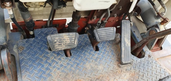 ขายด่วนราคา135,000บาทรถยกดีเซลนิสันFD25-10ยก2.5ตันเสาสูง3เมตรยกจริงวิ่งได้จริงหนัก2.5ตันสบายๆรถนอกสวยๆนำเข้ายังไม่เคยใช้งานในเมืองไทยเลย