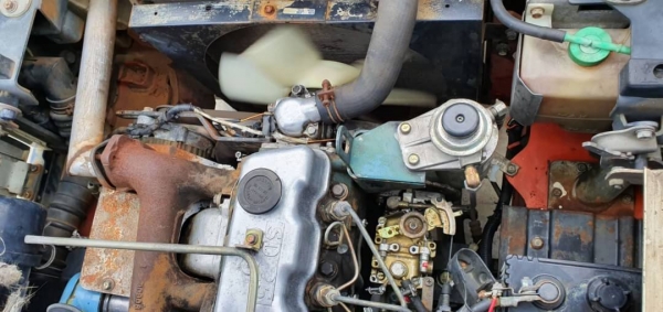 ขายด่วนราคา135,000บาทรถยกดีเซลนิสันFD25-10ยก2.5ตันเสาสูง3เมตรยกจริงวิ่งได้จริงหนัก2.5ตันสบายๆรถนอกสวยๆนำเข้ายังไม่เคยใช้งานในเมืองไทยเลย