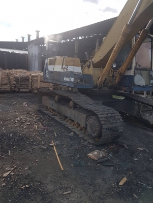 ขาย KOMATSU PC200-5 คอลโทนสั้นเอกสารซื้อขายราคา 470,000 ขาย KOMATSU PC200-5 คอลโทนสั้นเอกสารซื้อขายราคา 470,000