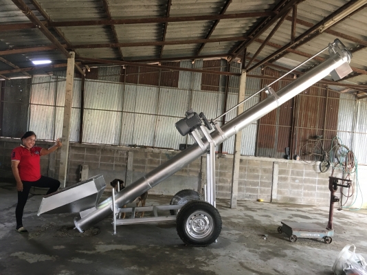 เครื่องดูดข้าวหรือข้าวโพดพร้อมใช้งานราคาต่อรองใด้