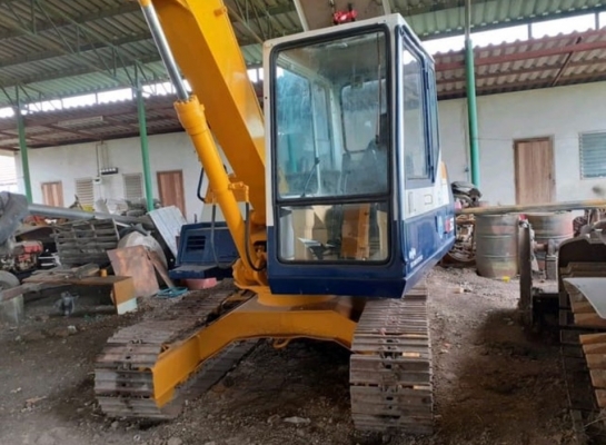 ขาย!! &gt;&gt;&gt; Komatsu Pc60 รุ่น 6 สภาพสวย พร้อมลุยงาน &lt;&lt;&lt; เบอร์ติดต่อ 098-7155789 086-4631102