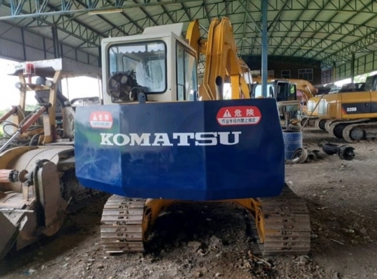 ขาย!! &gt;&gt;&gt; Komatsu Pc60 รุ่น 6 สภาพสวย พร้อมลุยงาน &lt;&lt;&lt; เบอร์ติดต่อ 098-7155789 086-4631102