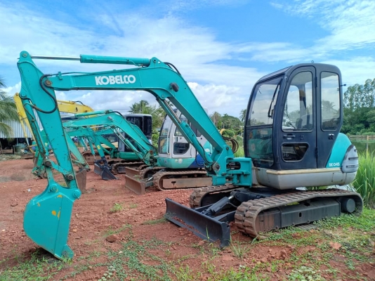 ขายจ้า..KOBELCO SK045 เก่านอกแท้  เดิมๆๆ เครื่องปั๊มดี  6,xxxชัวโมง พร้อมใช้  โทร 089-3818694 จ๊อย