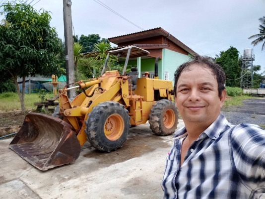 มีVDOขายรถตักล้อยาง KOMATSU 510 ไม่มีเอกสารราคา 350,000 มีVDOขายรถตักล้อยาง KOMATSU 510 ไม่มีเอกสารราคา 350,000