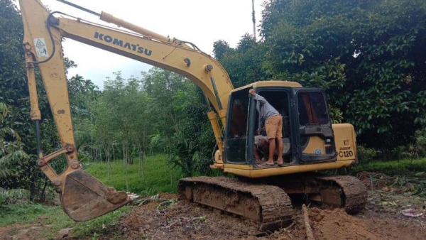 ขาย KOMATSU PC120-6Z เอกสารอินวอยราคา 890,000