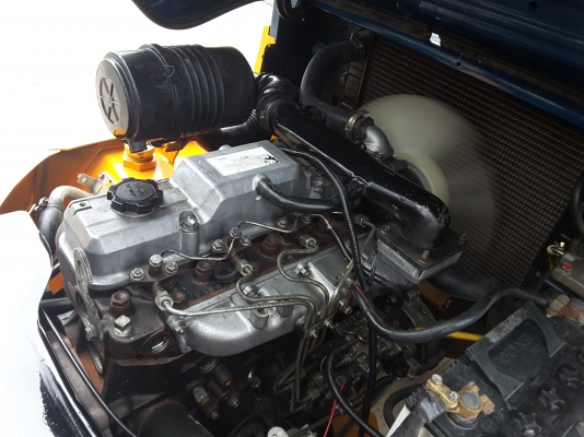 โตโยต้าขนาด 3 ตันดีเซลเสายกสูง 4 เมตรงาสไลน์ซ้ายขวา สนใจ 0813535948