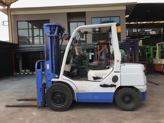 ขายรถฟอร์คลิฟท์เก่านำเข้าจาญี่ปุ่น TOYOTA 8FG30