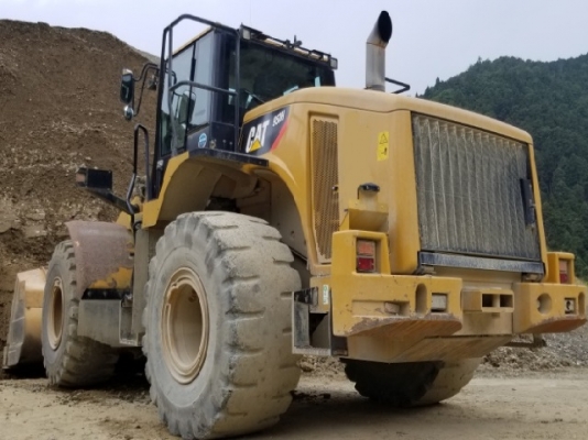 ขายรถตักล้อยาง CAT 950H ปี 2012 นำเข้าเองจากญี่ปุ่น สภาพพร้อมใช้ ถึงเร็วๆนี้ครับ