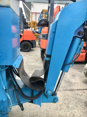 Maeda HF090 รถกระเช้า บูมลิฟต์ สูง 9 เมตร นำเข้าจากญี่ปุ่น โทร. 080-6565422 (หนิง)