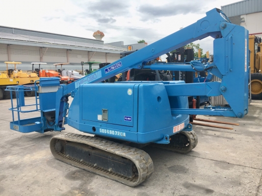 Maeda HF090 รถกระเช้า บูมลิฟต์ สูง 9 เมตร นำเข้าจากญี่ปุ่น โทร. 080-6565422 (หนิง)