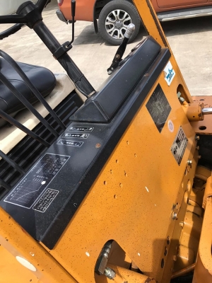 ขายถูกมาก Komatsu FD25-8 ขนาดยก2.5ตัน เสาสูง4เมตร งาเท เครื่องยนต์ดีเซล สวย แห้ง เดิมจากญี่ปุ่น