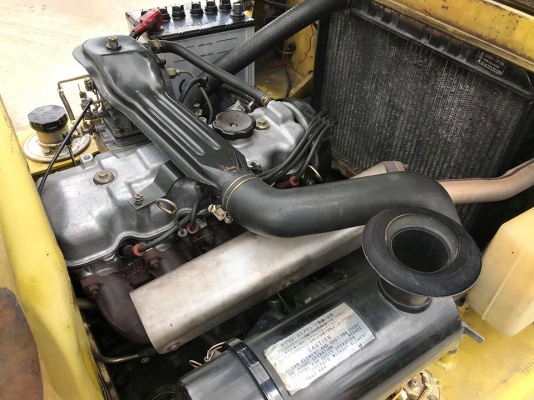 ขายถูกมาก Mitsubishi FG15 ขนาดยก1.5ตัน เสาสามท่อนยกสูง4เมตร ฟูลฟรีดข้าตู้ เครื่องยนต์เบนซิล