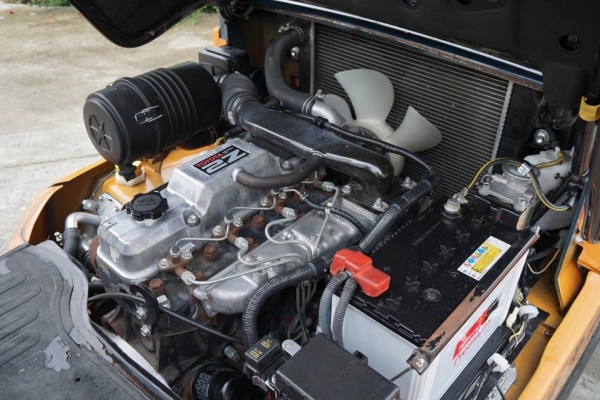 TOYOTA 7FD20 ขนากยก2ตัน เสาสูง4เมตร เครื่องยนต์ดีเซล ไม่เคยใช้งานในไทย