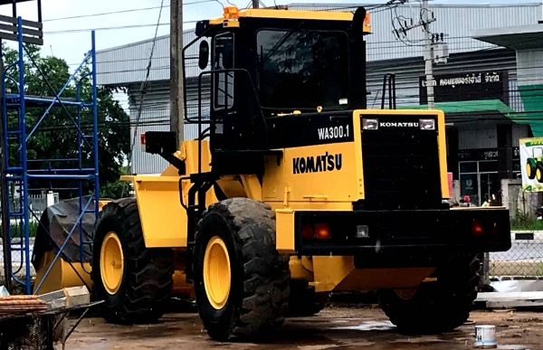 ขายด่วนรถตัก KOMATSU WA300 สภาพสวย พร้อมใช้งาน 100\% ไม่มีหยด 0910655915