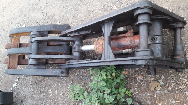 ขายคีบ เก่านอก 30000 บ. 084-5424150 ขายคีบ เก่านอก 30000 บ. 084-5424150