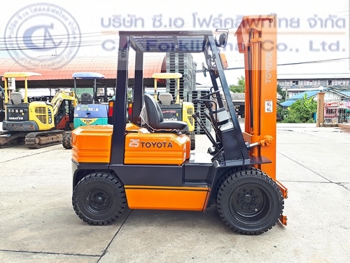 ขาย รถโฟล์คลิฟท์ TOYOTA รุ่น 5-FD25