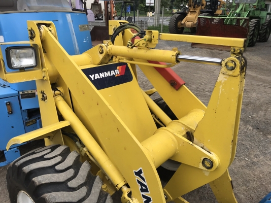 ขายรถตัก YANMAR V2 เทียบเท่า WA 30นำเข้าจากญี่ปุ่น พร้อมใช้งาน ติดต่อ 063-9316985 ID LINE : 0639316985 ครับ ขายรถตัก YANMAR V2 เทียบเท่า WA 30นำเข้าจากญี่ปุ่น พร้อมใช้งาน ติดต่อ 063-9316985 ID LINE : 0639316985 ครับ