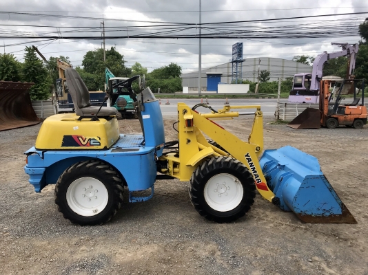 ขายรถตัก YANMAR V2 เทียบเท่า WA 30นำเข้าจากญี่ปุ่น พร้อมใช้งาน ติดต่อ 063-9316985 ID LINE : 0639316985 ครับ ขายรถตัก YANMAR V2 เทียบเท่า WA 30นำเข้าจากญี่ปุ่น พร้อมใช้งาน ติดต่อ 063-9316985 ID LINE : 0639316985 ครับ