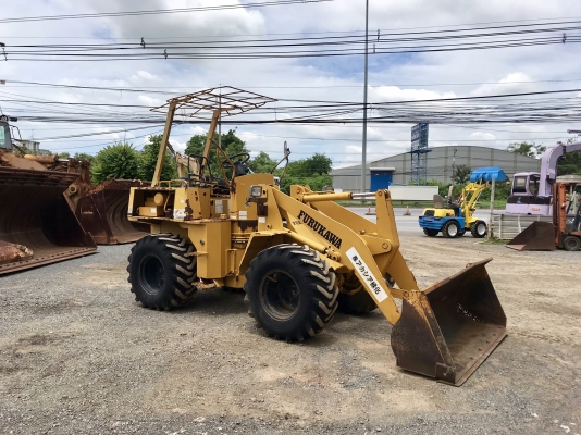 ขายรถตัก FURUKAWA FL60 -1 นำเข้าจากญี่ปุ่น พร้อมใช้งาน ติดต่อ 063-9316985 ID LINE : 0639316985 ครับ