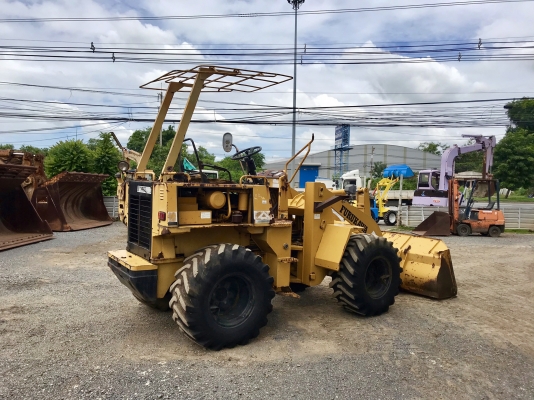 ขายรถตัก FURUKAWA FL60 -1 นำเข้าจากญี่ปุ่น พร้อมใช้งาน ติดต่อ 063-9316985 ID LINE : 0639316985 ครับ