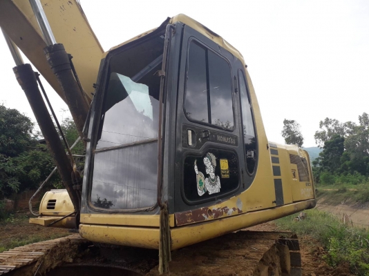 ขายKOMATSU PC200-6 ไฟเต็มเอกสารอินวอยราคา 550,000