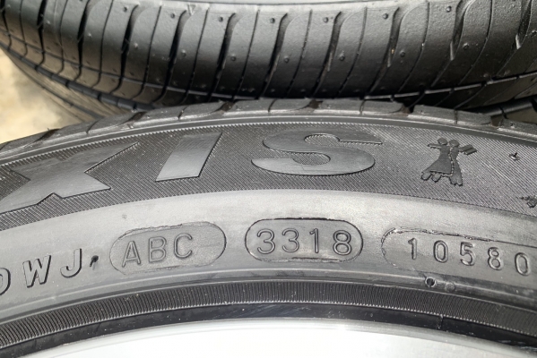 ล้อแม็ก Honda Jazz GK ขอบ16 สีดำหน้าเงา พร้อมยาง 185-55-16 Maxxis ปี 18 แม็กสวย ยางตุ่มเป้งๆ
