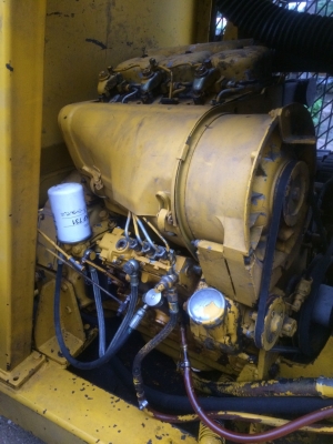 ขายรถคีบอ้อย สามล้อ รถพร้อมใช้ เครื่อง 5 สูบ มี 2 คัน