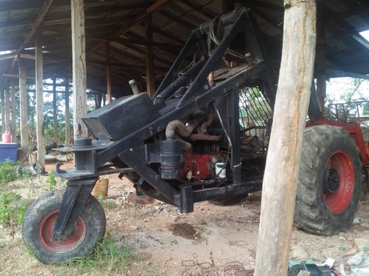 ขายรถคีบอ้อย สามล้อ รถพร้อมใช้ เครื่อง 5 สูบ มี 2 คัน