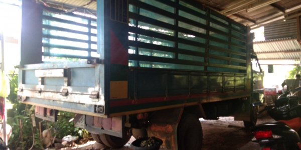 ขาย รถ 6 ล้อ ISUZU NPR 59L มีดั้ม เพลา F  เจ้าของขายเอง370,000