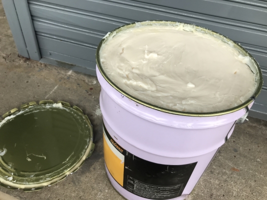 ขายจารบีเนื้อขาวเกรดคุณภาพสูง KLUBER รุ่น Sealup S-18 เนื้อขาว made in Japan น้ำหนัก 18Kg. ของใหม่ พร้อมใช้งาน ขายจารบีเนื้อขาวเกรดคุณภาพสูง KLUBER รุ่น Sealup S-18 เนื้อขาว made in Japan น้ำหนัก 18Kg. ของใหม่ พร้อมใช้งาน