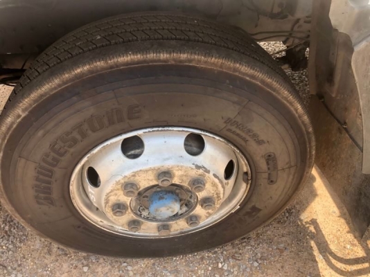 ขาย10ล้อหัวลากหัวโปรเฟีย335แรง เครื่องP11C-TC1097