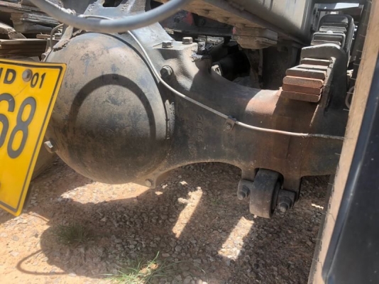 ขาย10ล้อหัวลากหัวโปรเฟีย335แรง เครื่องP11C-TC1097