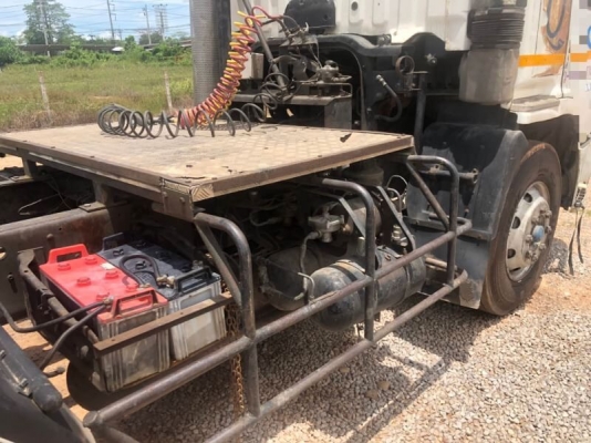 ขาย10ล้อหัวลากหัวโปรเฟีย335แรง เครื่องP11C-TC1097