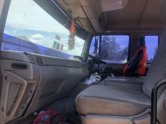 ขาย10ล้อหัวลากหัวโปรเฟีย335แรง เครื่องP11C-TC1097