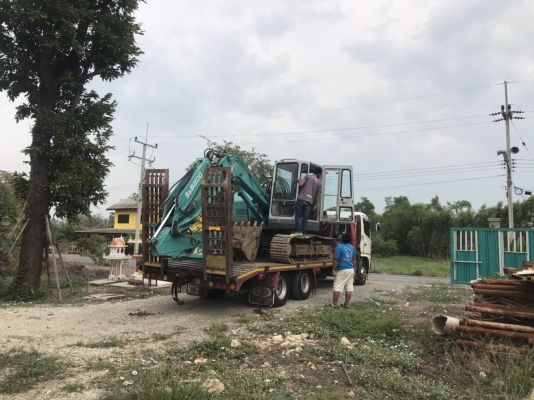 ขายด่วน.....แบคโฮลขนาด 8 ตัน