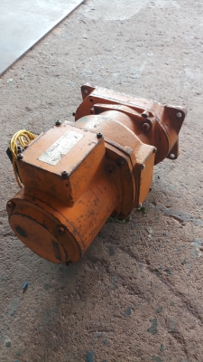 มอเตอร์รอก