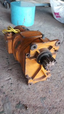 มอเตอร์รอก