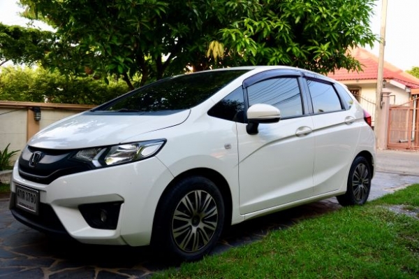HONDA Jazz 1.5 ปี 2015 HONDA Jazz 1.5 ปี 2015
