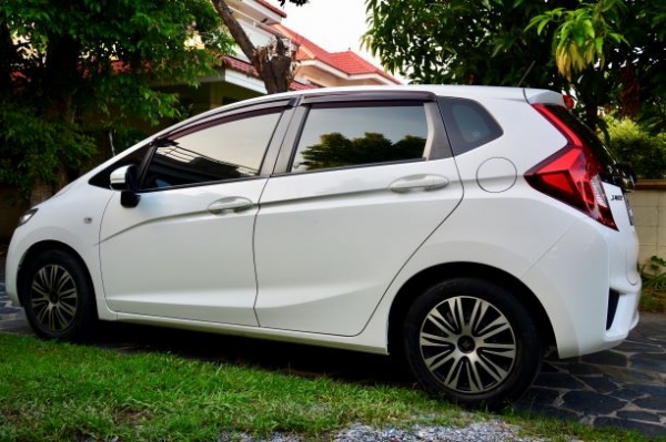 HONDA Jazz 1.5 ปี 2015