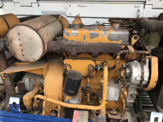 komatsu pc40-2สภาพดีเก่าญี่ปุ่น มีใบอินวอยไม่เคยใช้ในไทย