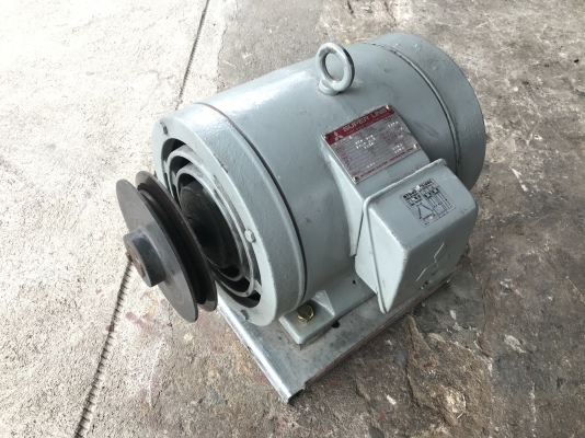 ขายมอเตอร์ไฟฟ้า Mitsubishi 5HP. 380V 1450rpm. สภาพสวย หมุนนิ่มเดิมๆ พร้อมใช้งาน รุ่นหลังเรียบเเข็งแรงทนทานมากครับ ราคา 3,800 บาท