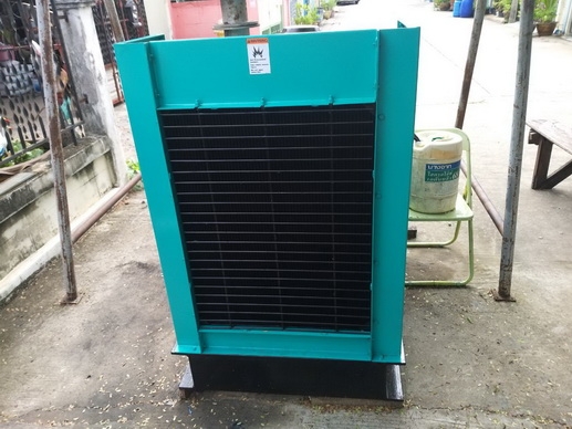 ขายเครื่องปั่นไฟ Cummin 125 KVA  380/220 Vac