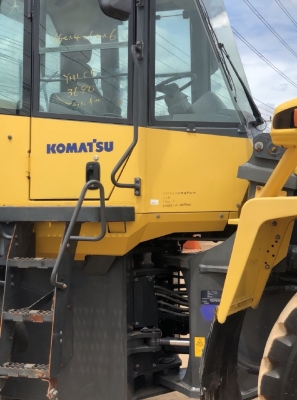 ขายรถตักล้อยาง KOMATSU WA430-6 นำเข้าเองจากญี่ปุ่น สวยพร้อมใช้ มีVDOการทำงานครับ ขายรถตักล้อยาง KOMATSU WA430-6 นำเข้าเองจากญี่ปุ่น สวยพร้อมใช้ มีVDOการทำงานครับ