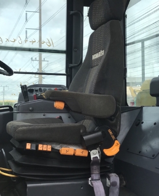 ขายรถตักล้อยาง KOMATSU WA430-6 นำเข้าเองจากญี่ปุ่น สวยพร้อมใช้ มีVDOการทำงานครับ ขายรถตักล้อยาง KOMATSU WA430-6 นำเข้าเองจากญี่ปุ่น สวยพร้อมใช้ มีVDOการทำงานครับ