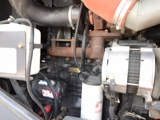 ขายรถตักล้อยาง HITACHI ZW150 (เทียบเท่า WA270-6) ปี 2013 นำเข้าเองจากญี่ปุ่น สวยพร้อมใช้ มีVDOการทำงานครับ