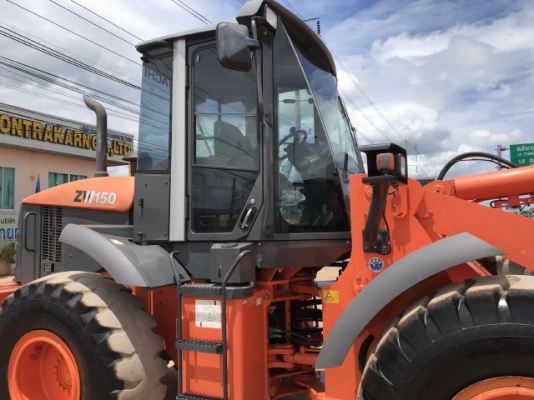 ขายรถตักล้อยาง HITACHI ZW150 (เทียบเท่า WA270-6) ปี 2013 นำเข้าเองจากญี่ปุ่น สวยพร้อมใช้ มีVDOการทำงานครับ