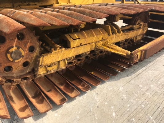 ขายรถแทรกเตอร์ KOMATSU D20PLL-6 นำเข้าจากญี่ปุ่น สนใจติดต่อ ผึ้ง 095-0563605