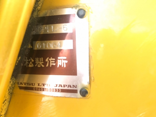 ขายรถแทรกเตอร์ KOMATSU D20PLL-6 นำเข้าจากญี่ปุ่น สนใจติดต่อ ผึ้ง 095-0563605