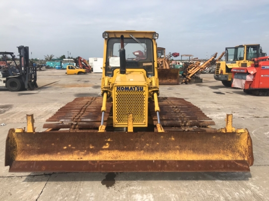 ขายรถแทรกเตอร์ KOMATSU D20PLL-6 นำเข้าจากญี่ปุ่น สนใจติดต่อ ผึ้ง 095-0563605